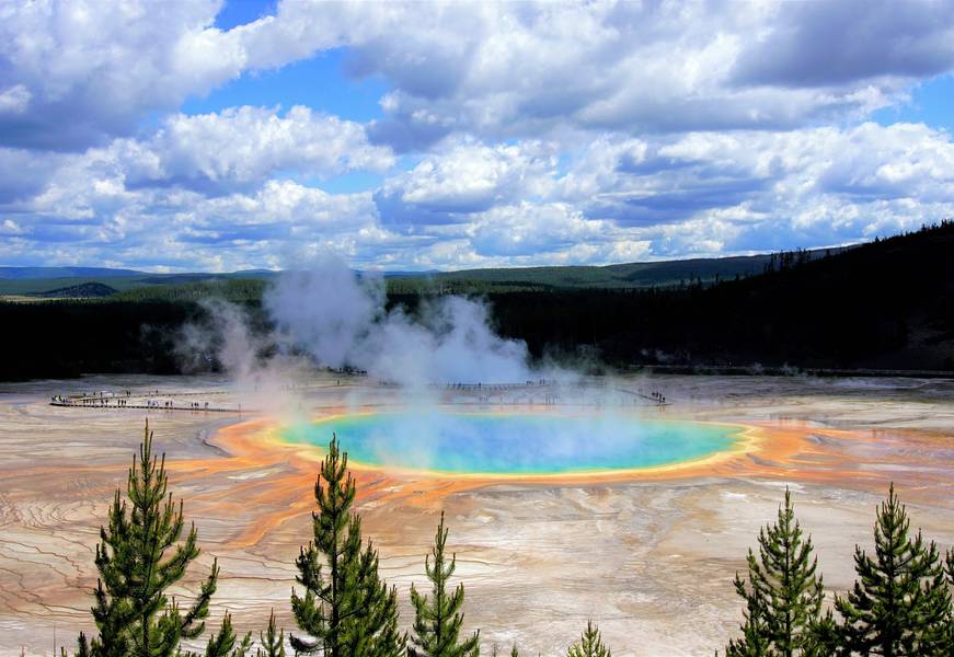 Khám phá vườn quốc gia Yellowstone kì vĩ của Mỹ